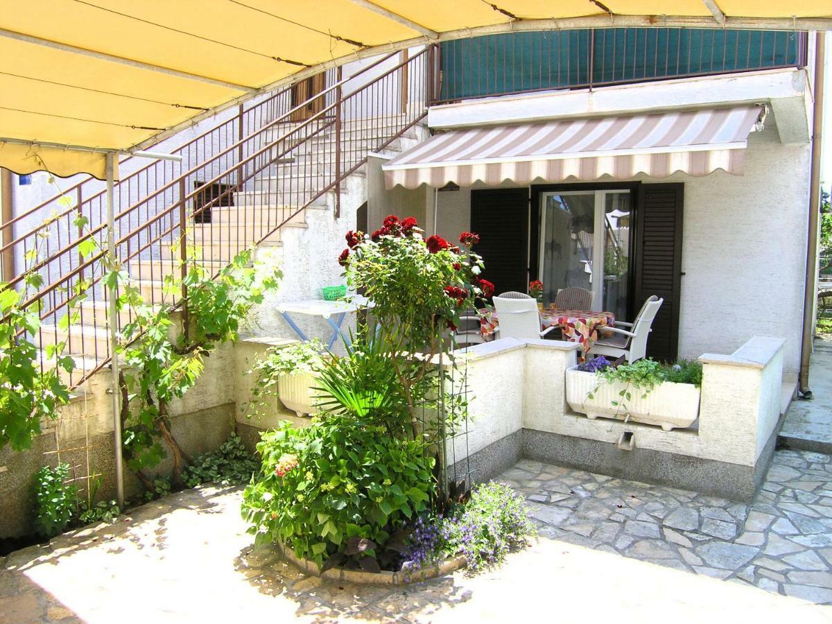 Apartment Zora 크르크 외부 사진